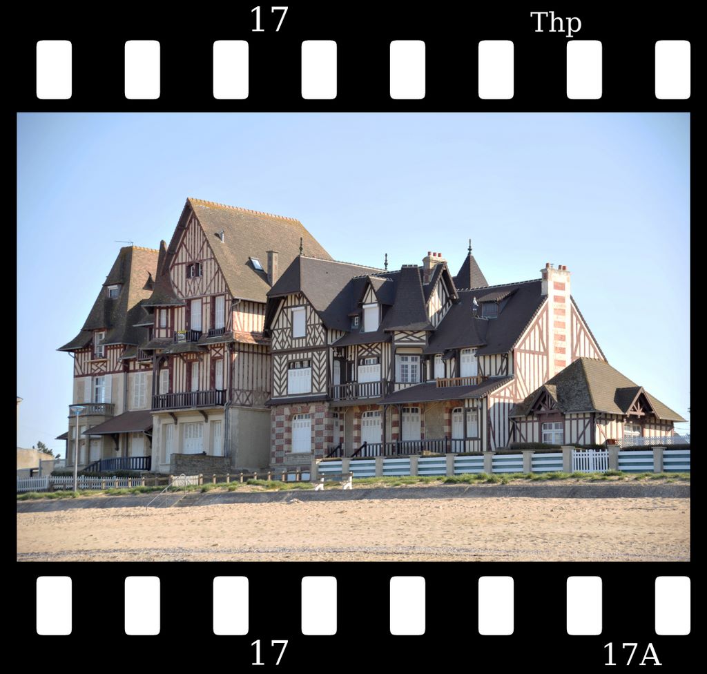 villa.jpg (large)